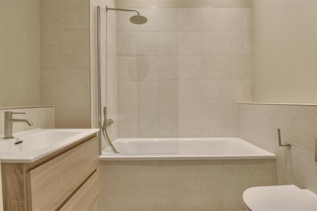 Apartment in Portsmouth - View 5