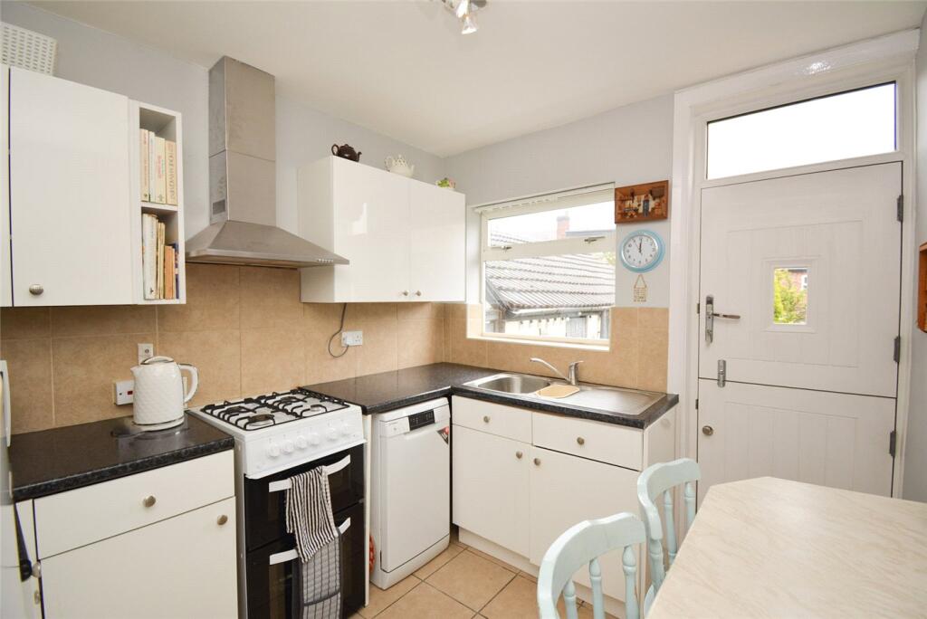 House in Wirral, Liverpool City Region - More