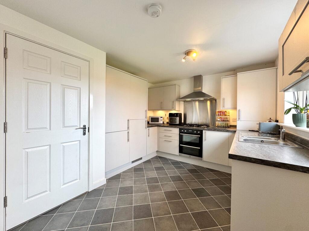 House in Monkton, Fairfields, South Ayrshire - More
