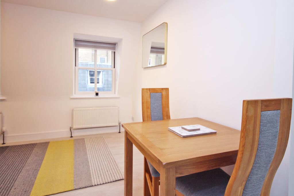 Apartment in London - View 5