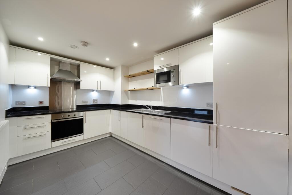 Apartment in London, Royal Borough of Greenwich - View 4