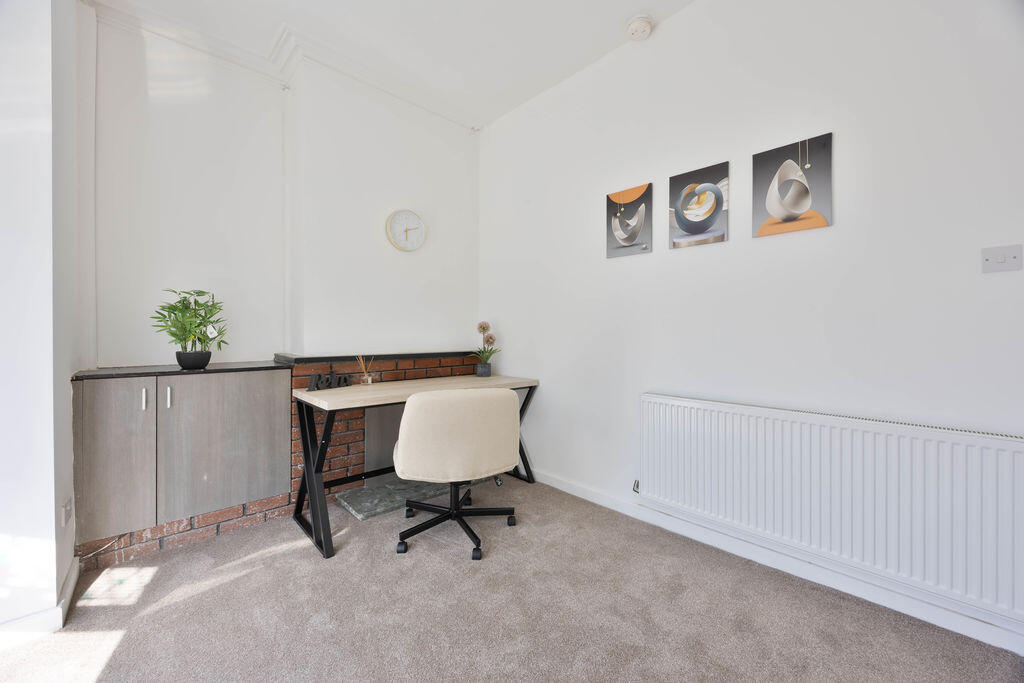 House in Wigan, Crooke, Springfield - More