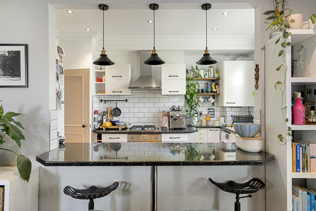 Apartment in London - More