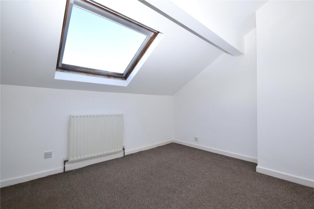 House in Leeds - View 5
