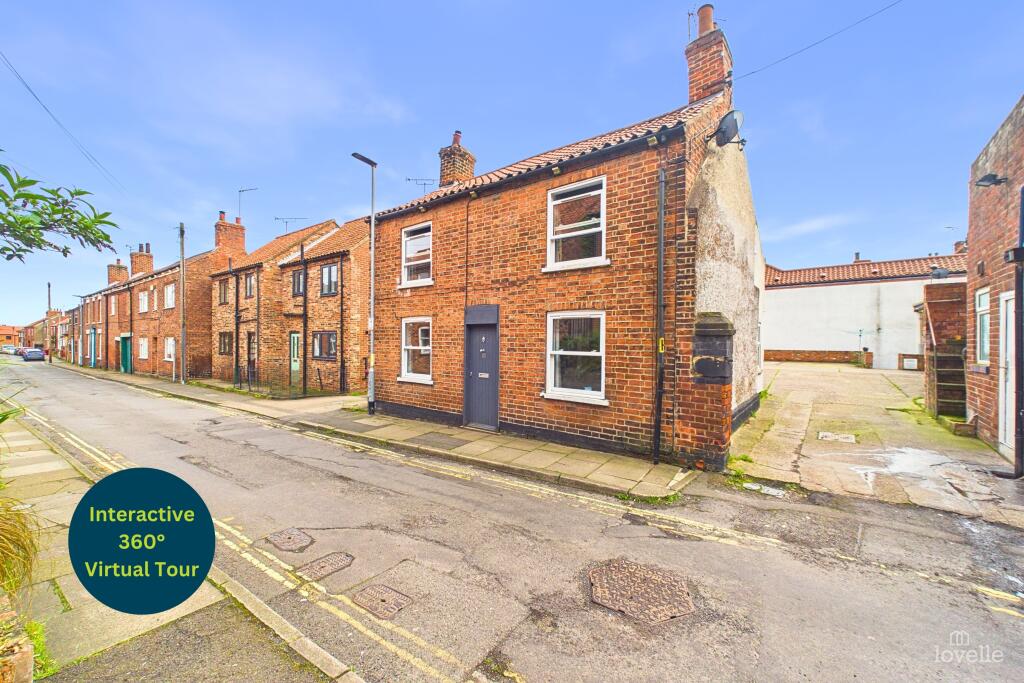 Main image of property: Finkle Lane, Barton-upon-Humber, North Lincolnshire, DN18