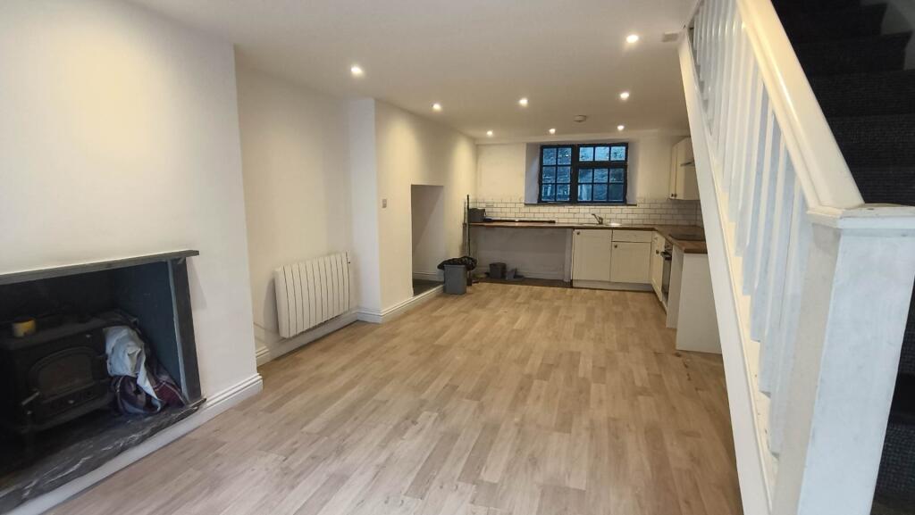 House in Plymouth - View 5