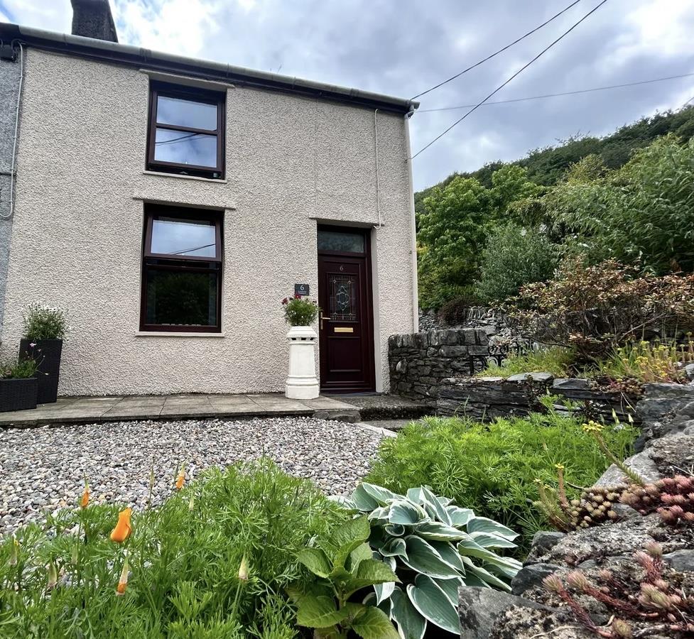 Main image of property: London Terrace, Prenteg, Porthmadog