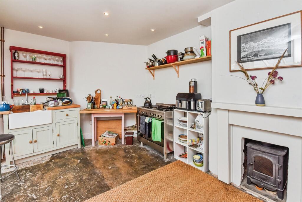 House in Frome - View 4