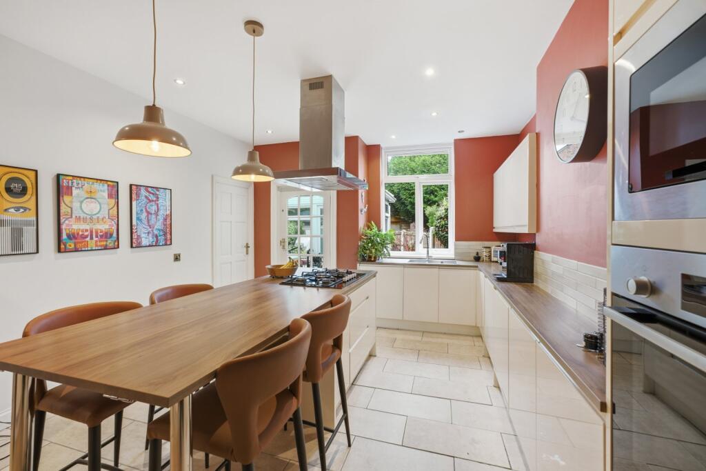 House in Stockport - View 4