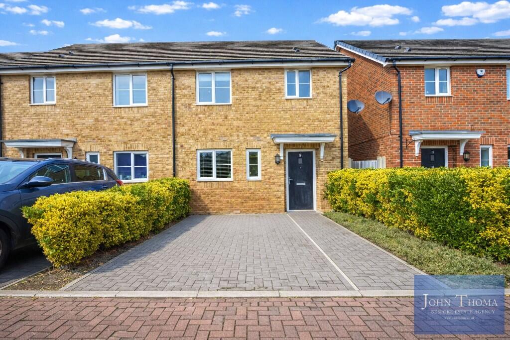 Main image of property: Ash Road, Chigwell, Essex, IG7