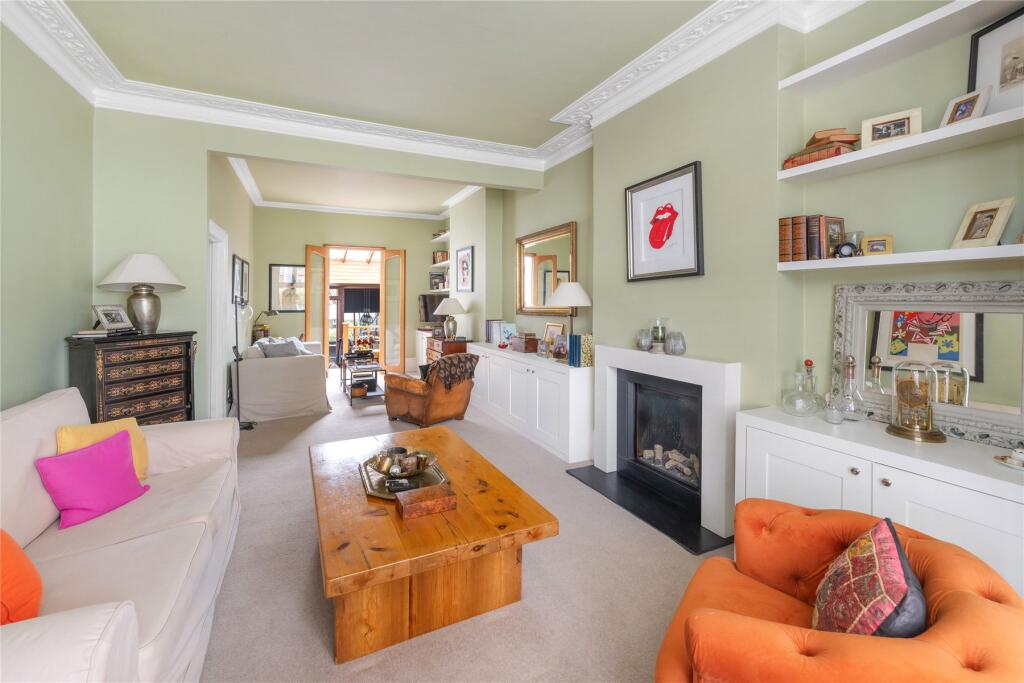 House in London - View 5