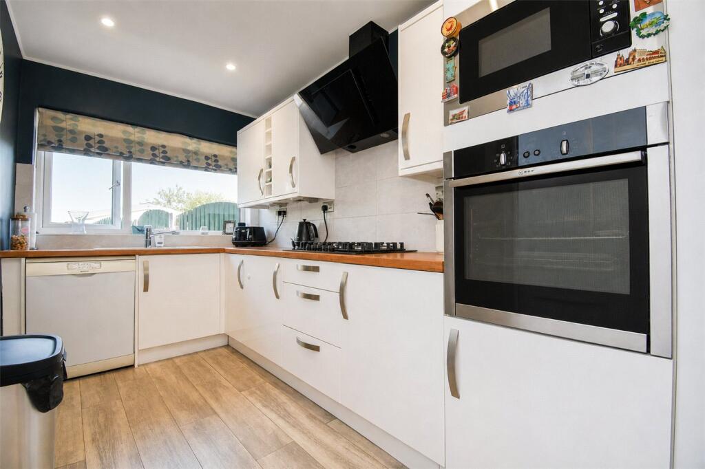 House in Wirral, Liverpool City Region - More