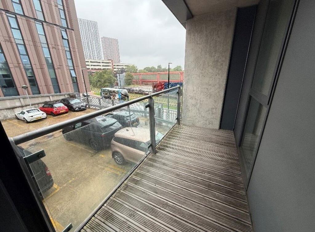 Apartment in Salford, MediaCityUK - View 2