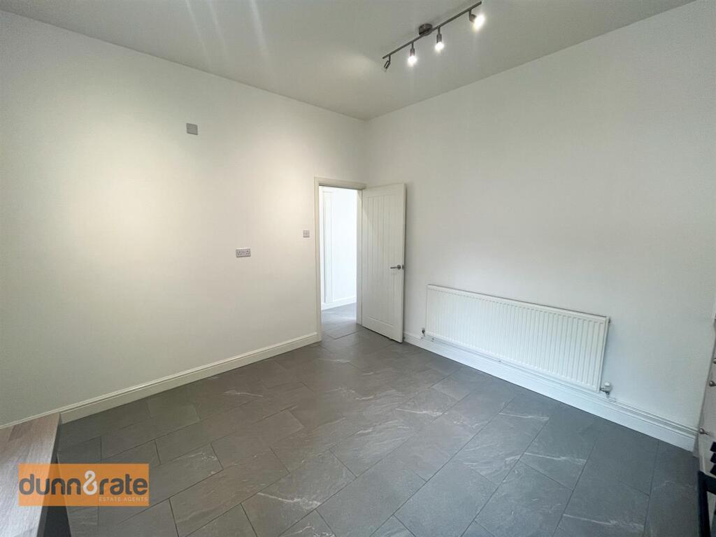 House in Stoke-on-Trent - View 5