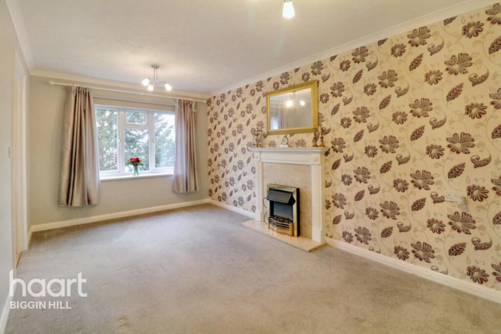 Apartment in Tonbridge - View 3