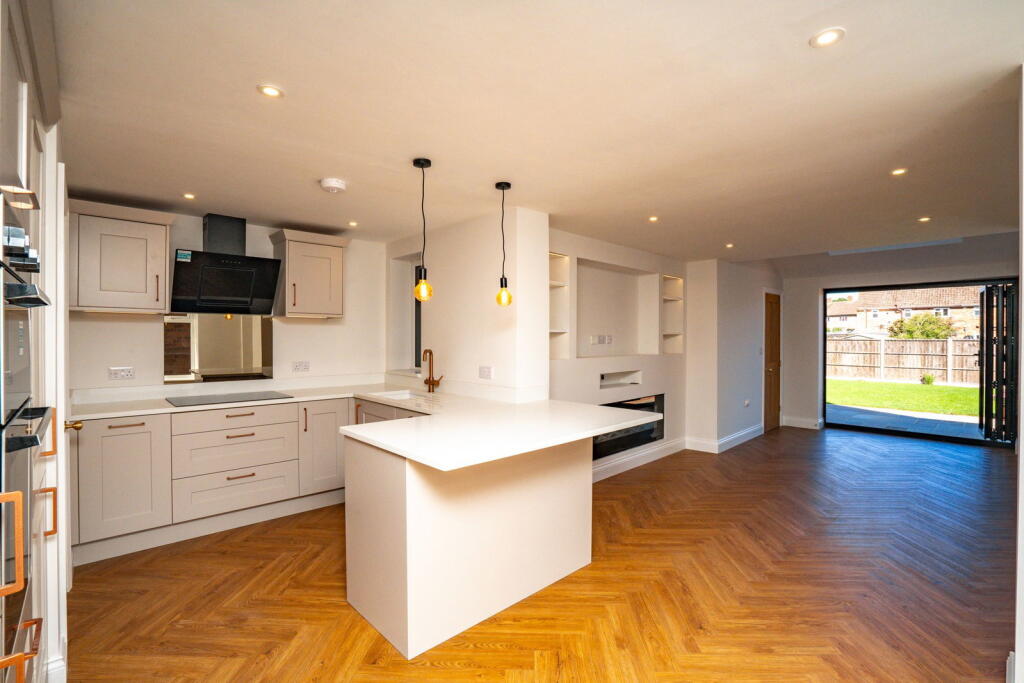 House in Malvern Hills, Malvern - View 4