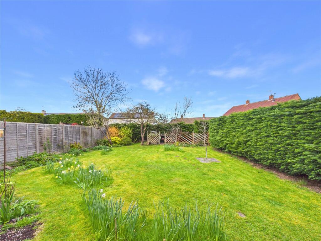 Wedderburn Road, Malvern, Worcestershire, WR14 photo 2