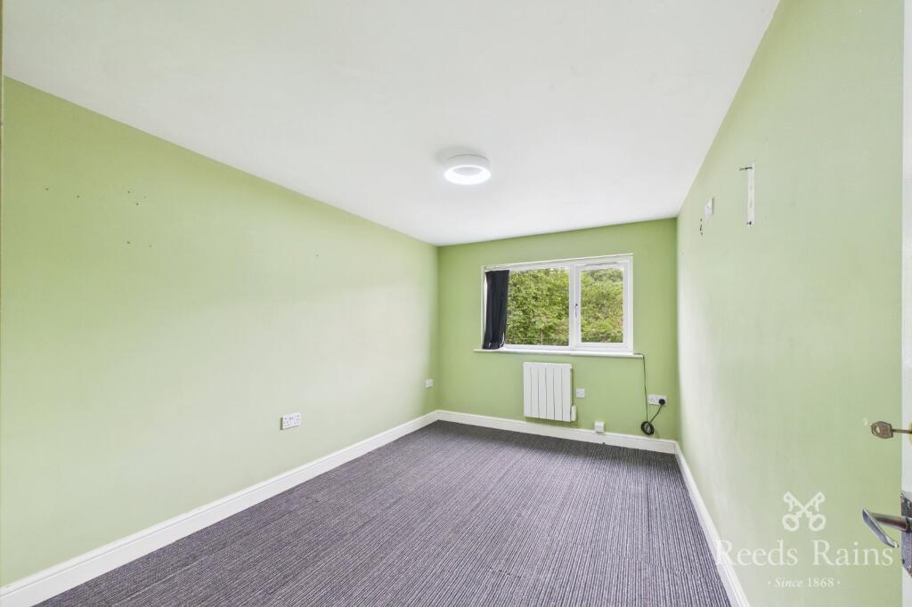 Apartment in Preston - View 3