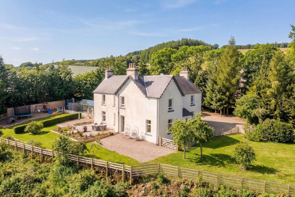 Main image of property: Stenton House, Binns, Invergowrie, DD2 5LL