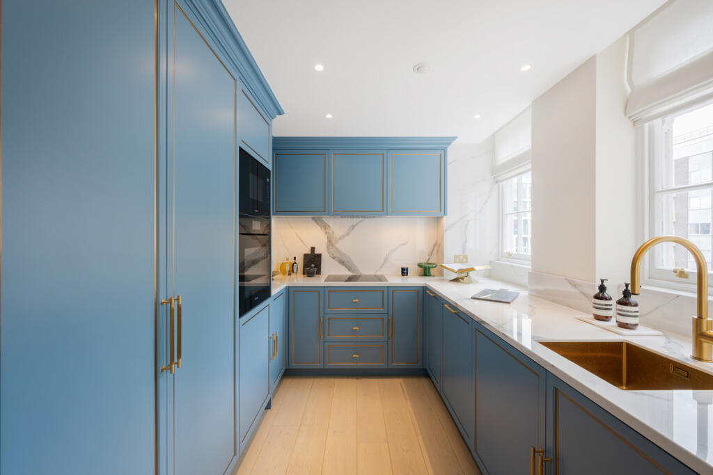 Apartment in London - View 4