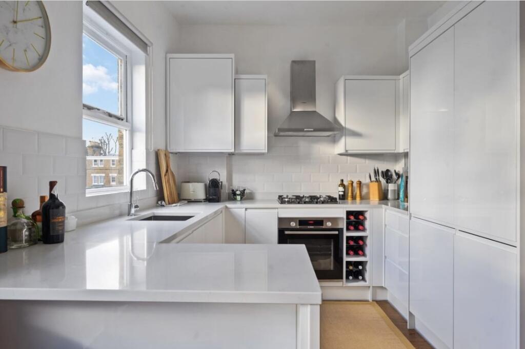 Main image of property: Geraldine Road, London, SW18