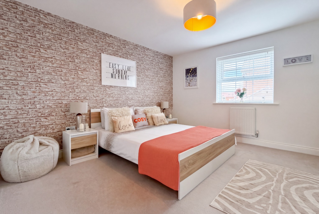 House in Woodley, Wokingham - View 2