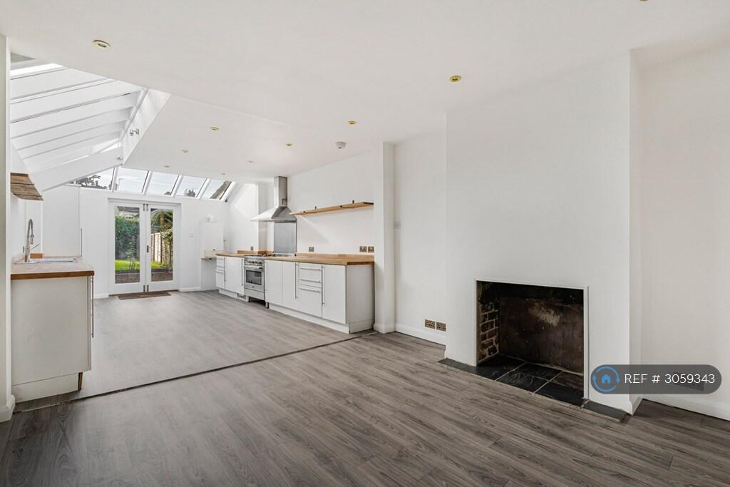 Main image of property: Edward St, Tunbridge Wells, TN4