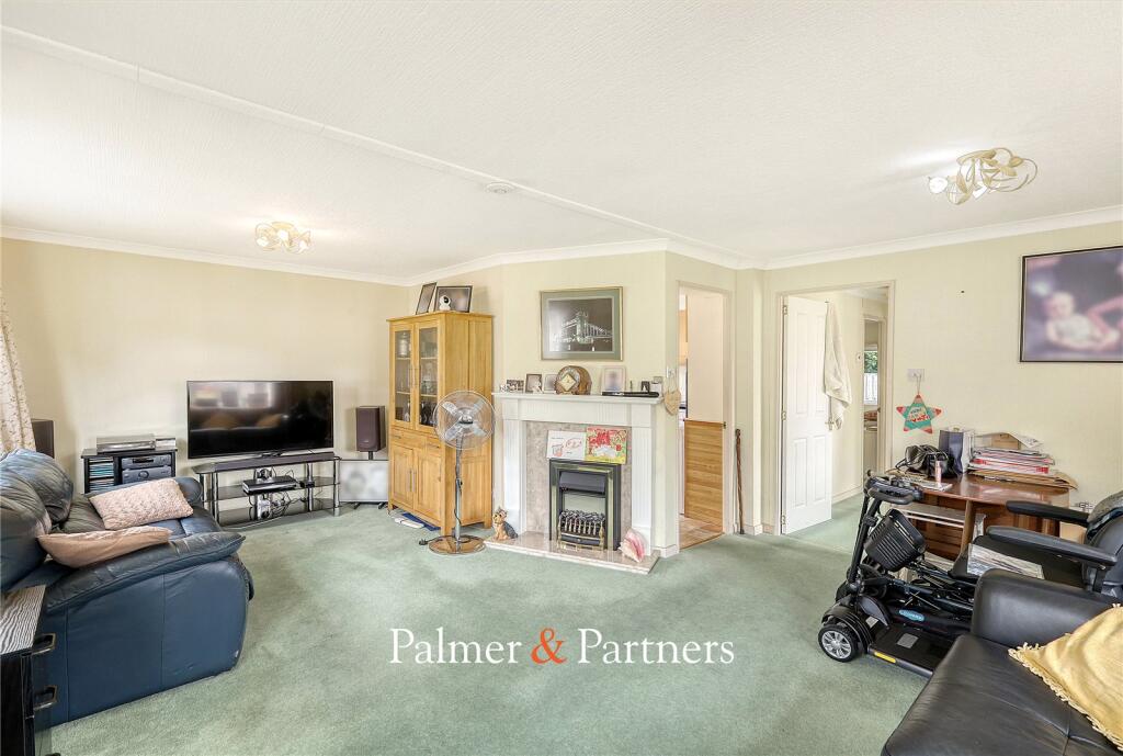 Temple Grove Park, Bakers Lane, West Hanningfield, Chelmsford, CM2 - View 3