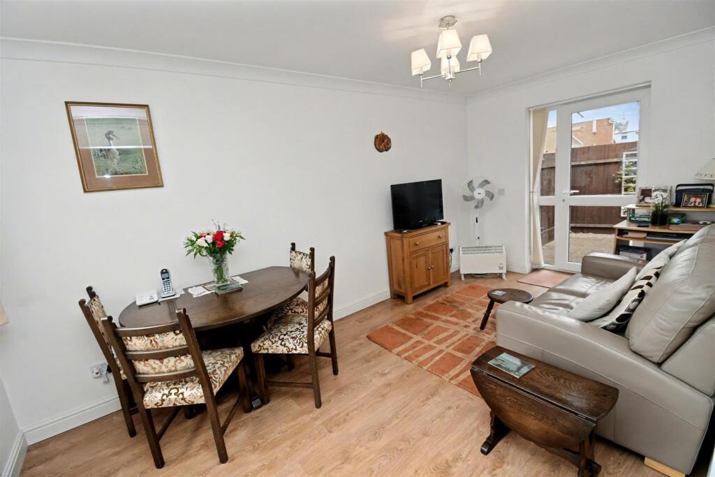 House in Warwick, Cubbington - View 3