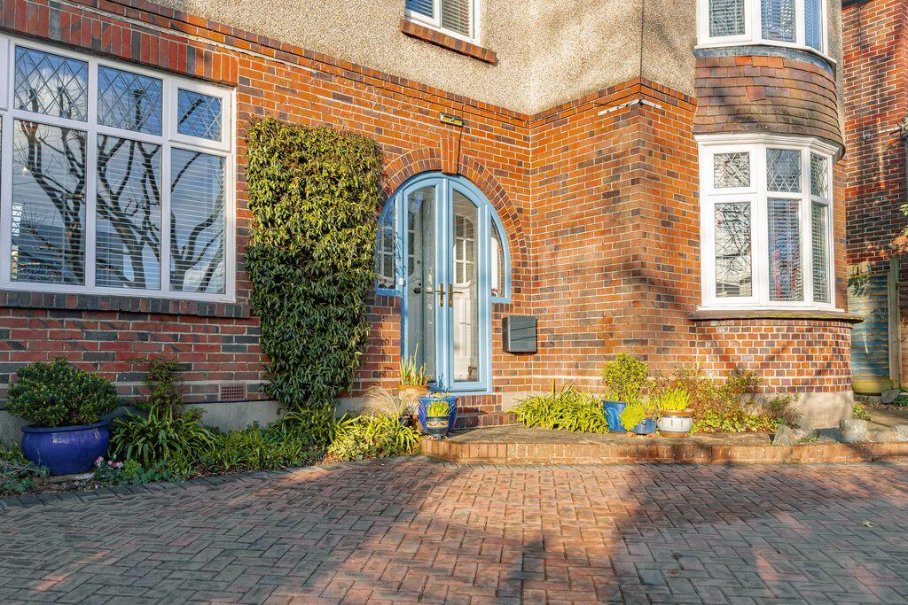 House in Portsmouth - View 5