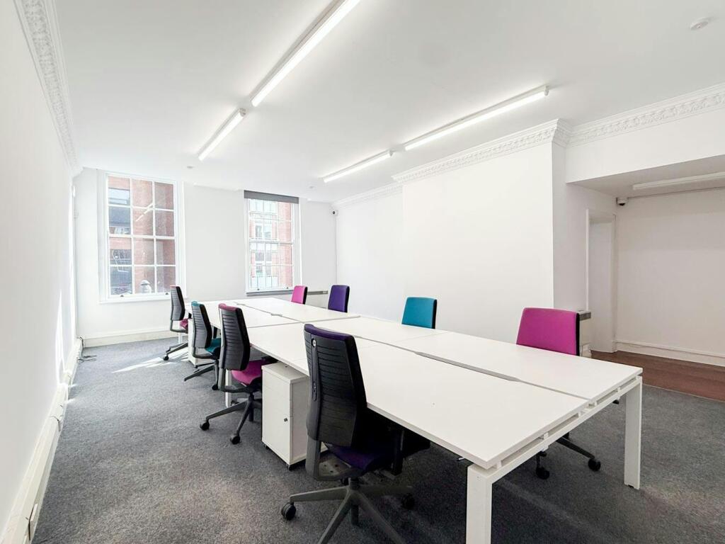 Kings Court_office to let_altrincham-04.jpg