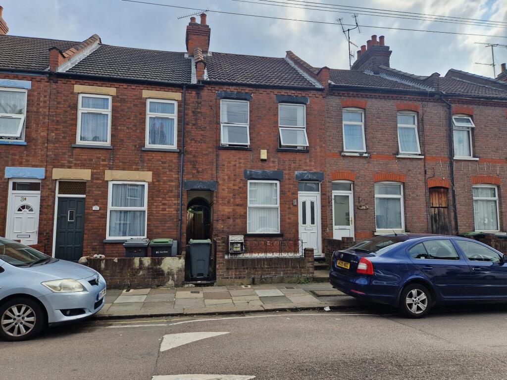 Main image of property: Clifton Road, Luton, Beds