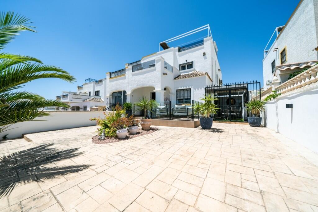 Main image of property: La Marina, Alicante, Valencia