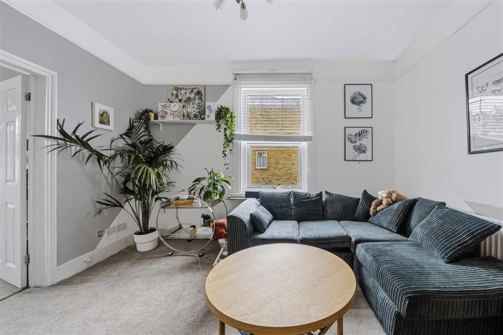 Main image of property: Earlsfield Road, SW18