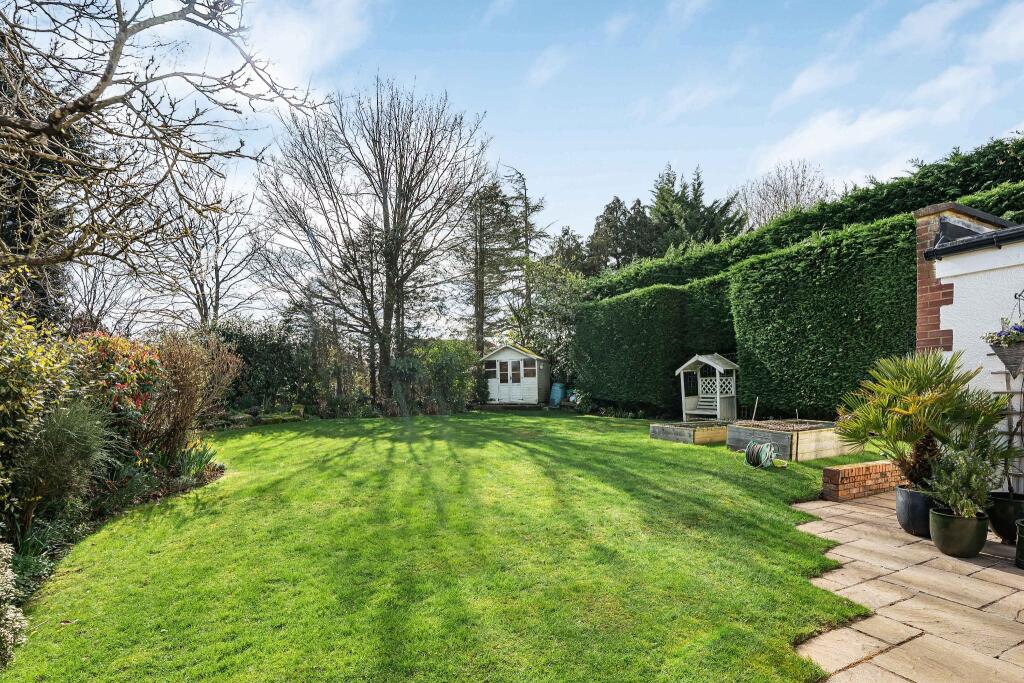 Additional image 29 of Georges Wood Road, Brookmans Park, AL9