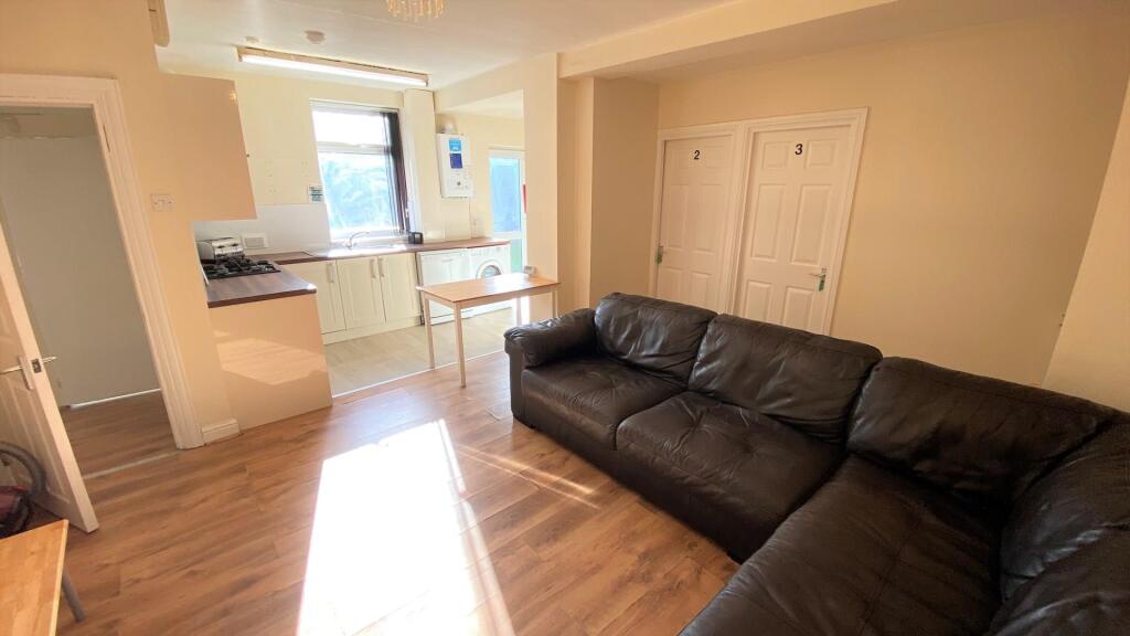 Main image of property: £126pppw Mauldeth Road, Withington
