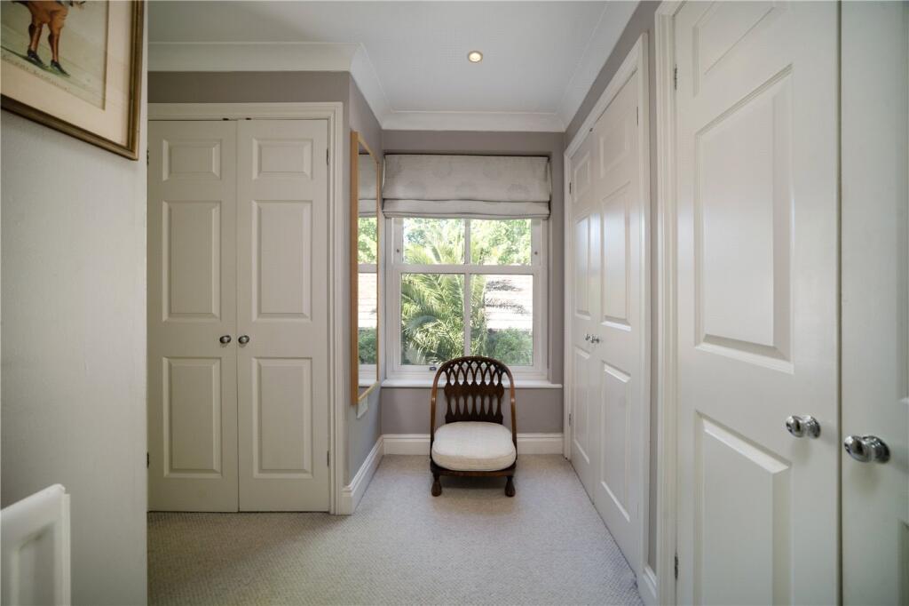 House in London - View 4