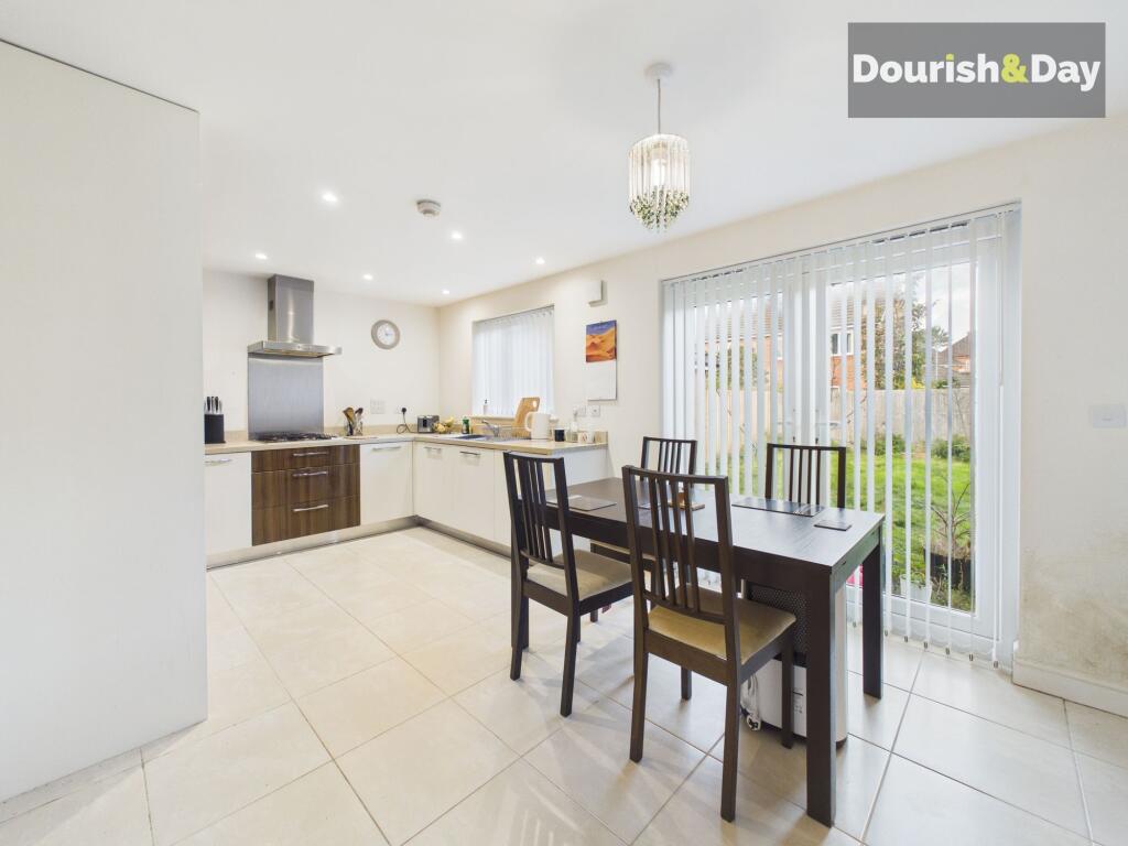 House in Stoke-on-Trent - View 2