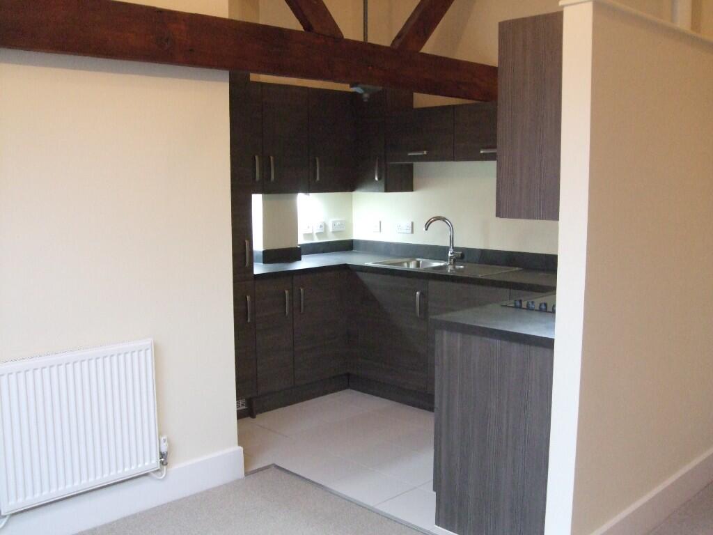Flat 5, 9 The Maltings, LE12 photo 2