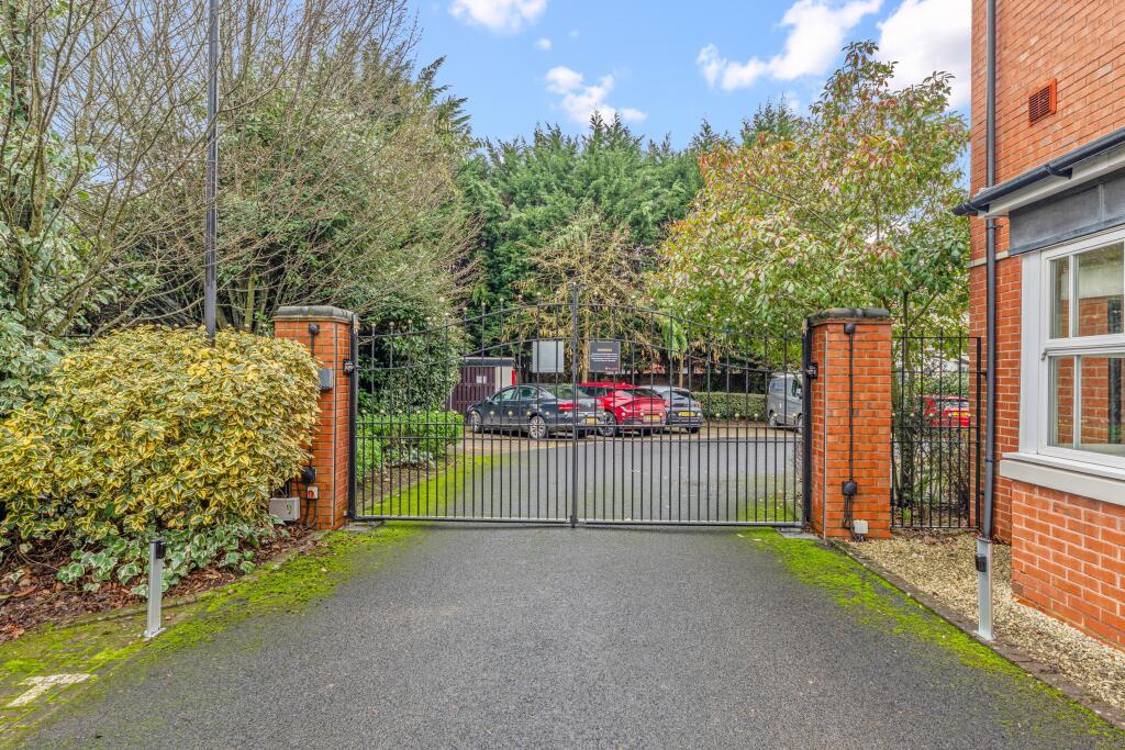 Additional image 3 of 159 Birmingham Road, Wylde Green, Sutton Coldfield, B72