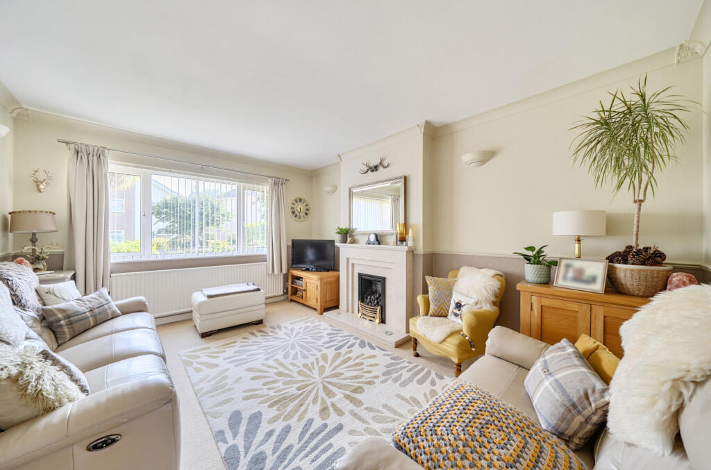 Mendip Drive, Frome, Somerset, BA11 - View 4