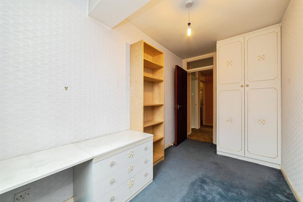 Additional image 11 of Canonsfield Road, Welwyn