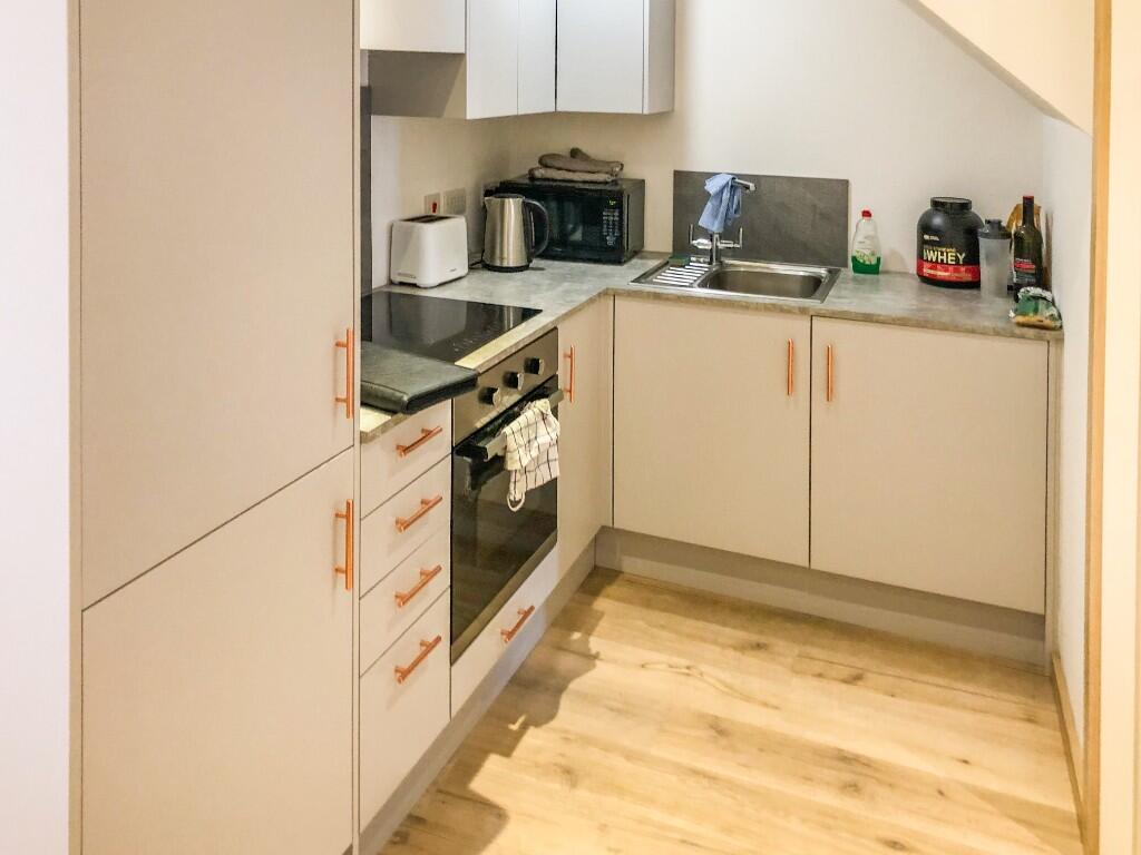 Main image of property: Shenfield Road, Brentwood, Essex, CM15