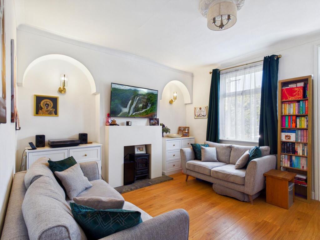 Main image of property: Park Lane, Allerton Bywater, Castleford