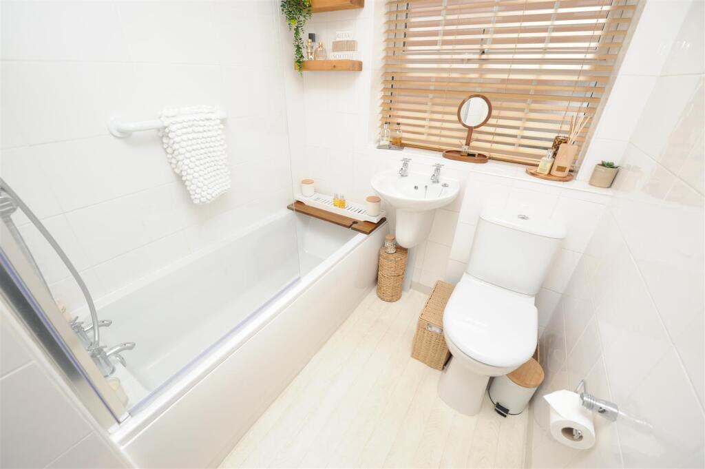 Additional image 14 of Bredon Avenue, Wrose, Shipley