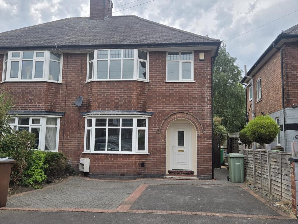 Main image of property: Plantation Side, Nottingham, Nottinghamshire, NG7