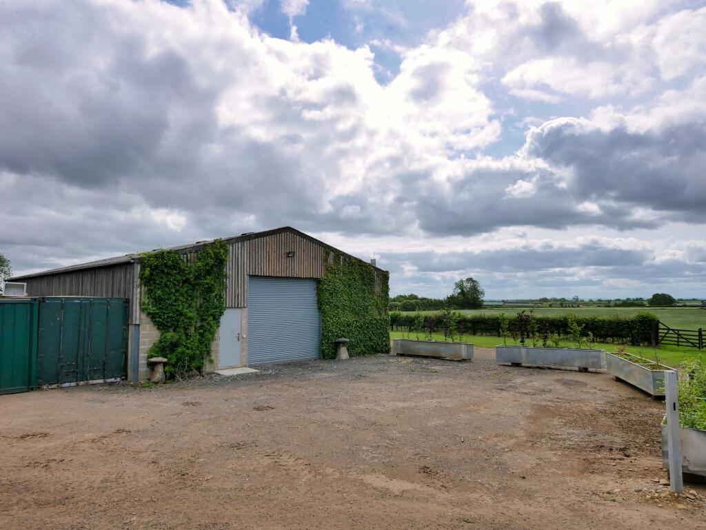 Main image of property: Warren Business Park, Knockdown, GL8