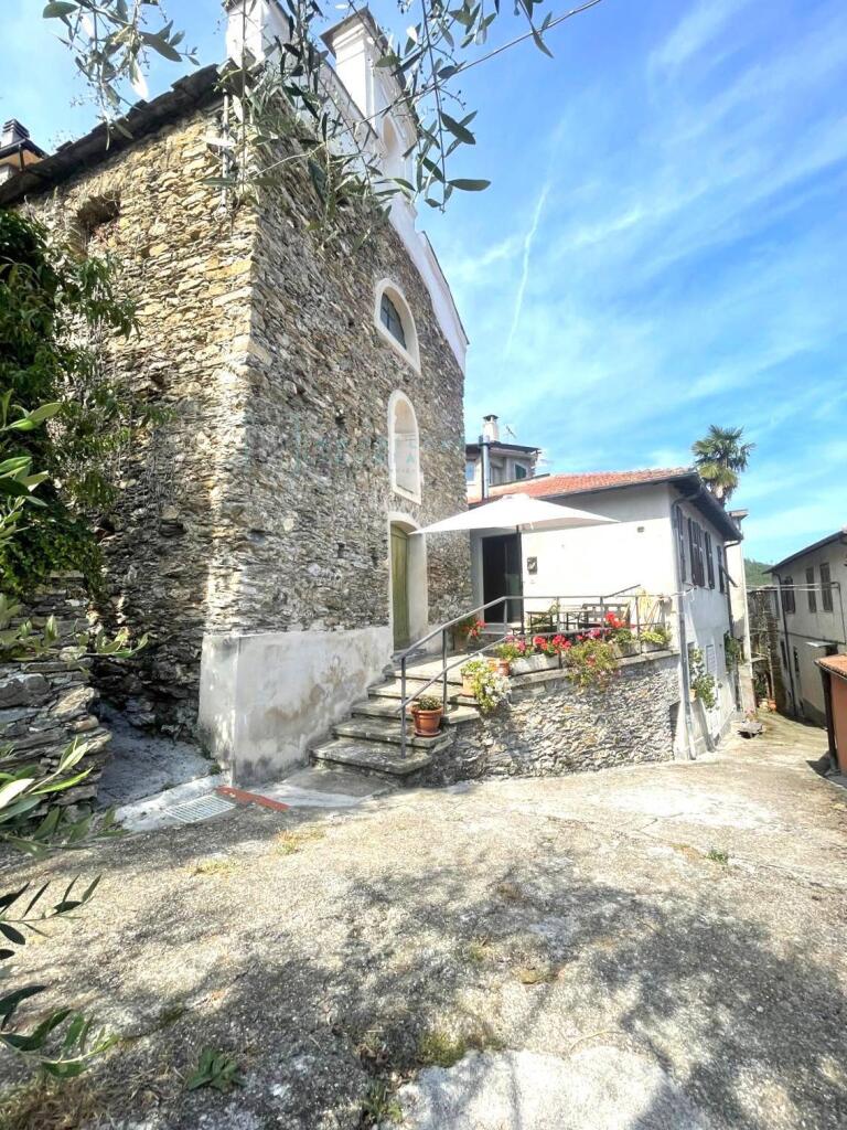 Main image of property: Liguria, Savona, Casanova Lerrone