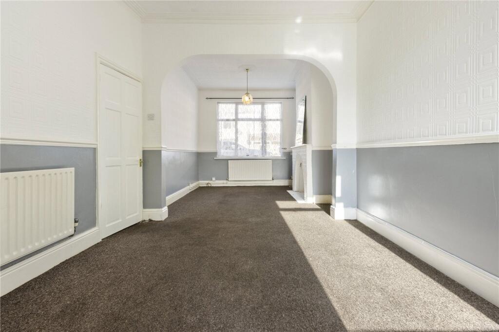 House in Doncaster - View 4