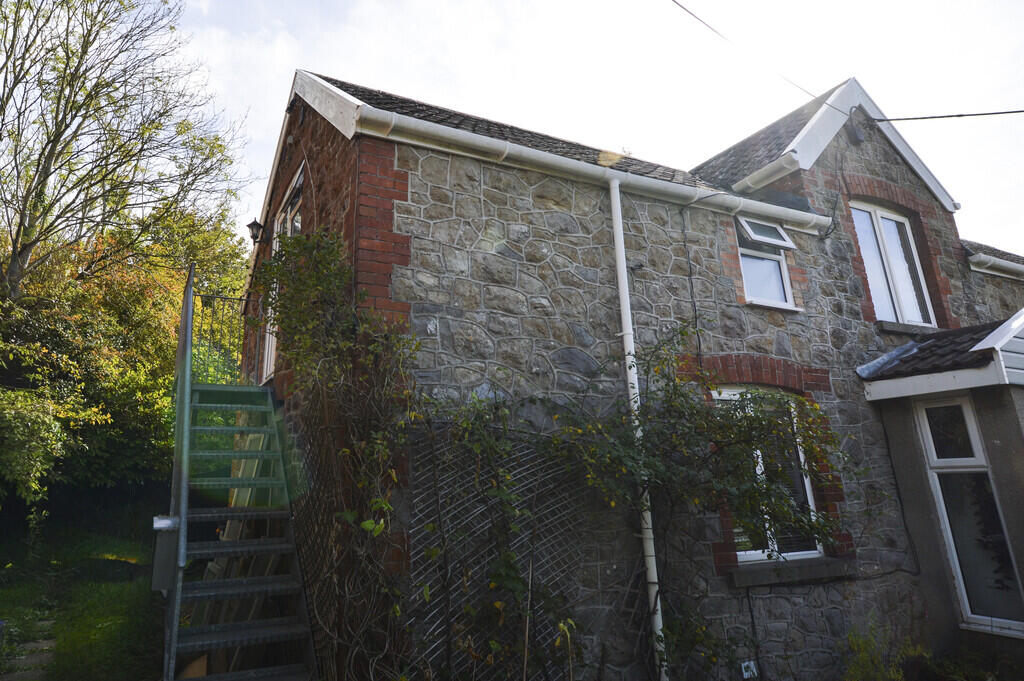 Main image of property: Racurium Cottage, Townsend